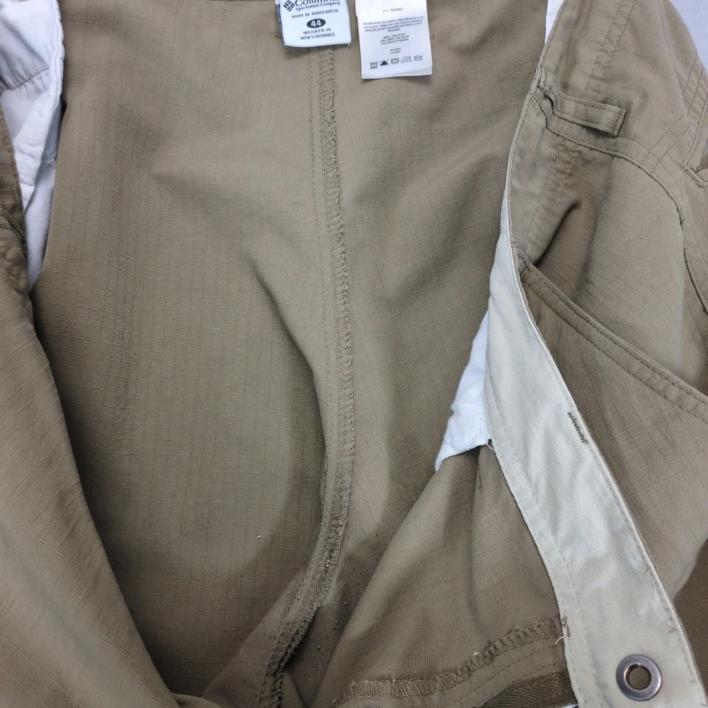 Columbia Tan Nylon Ripstop Cargo Shorts Mens 44x14" Outdoor Hiking Camp Utility - Picture 7 of 8